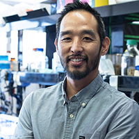 professor nick shikuma in microbiology research lab