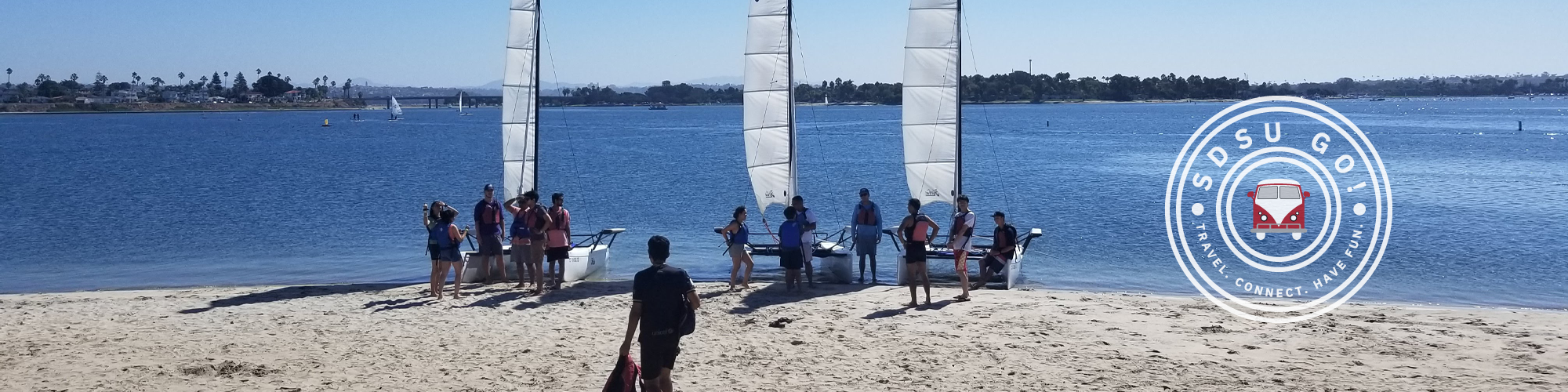 students at mission bay aquatic center field trip