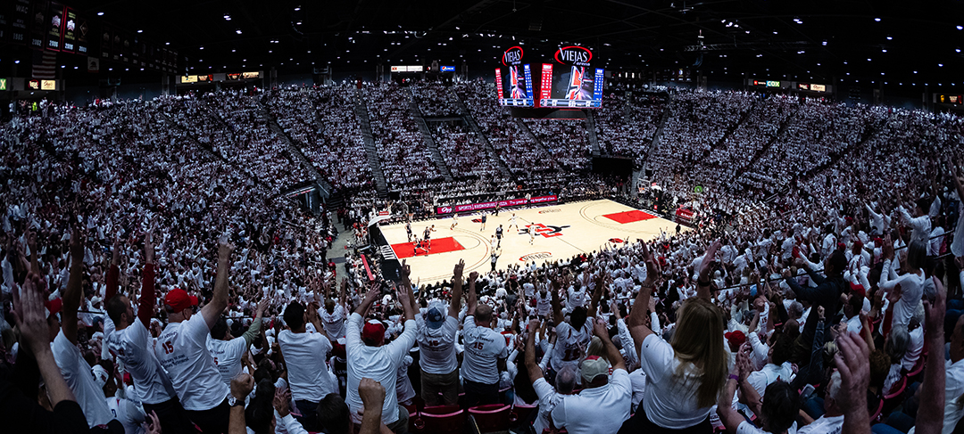 welcome week pic of Viejas Arena filled with fans cheering