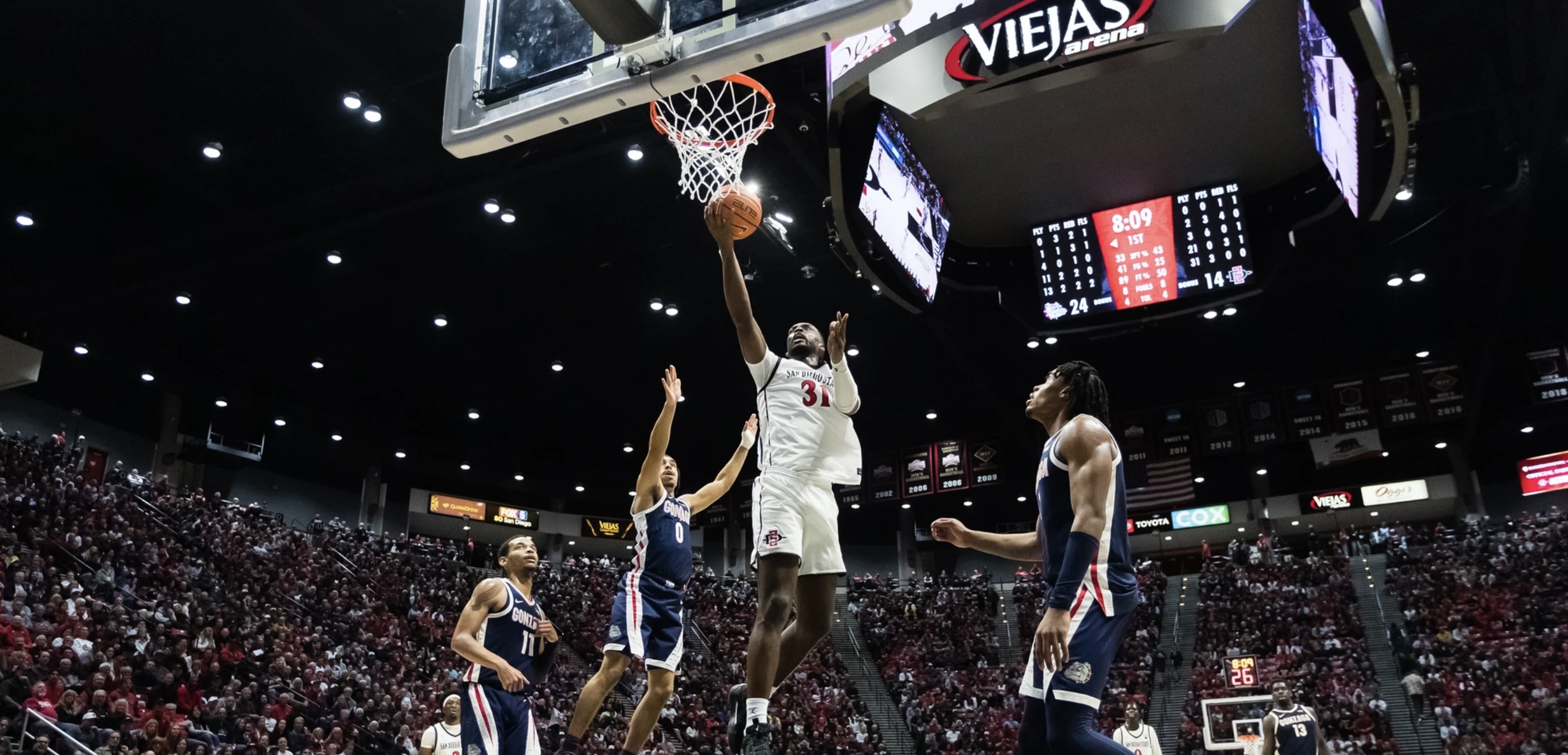 sdsu basketball player