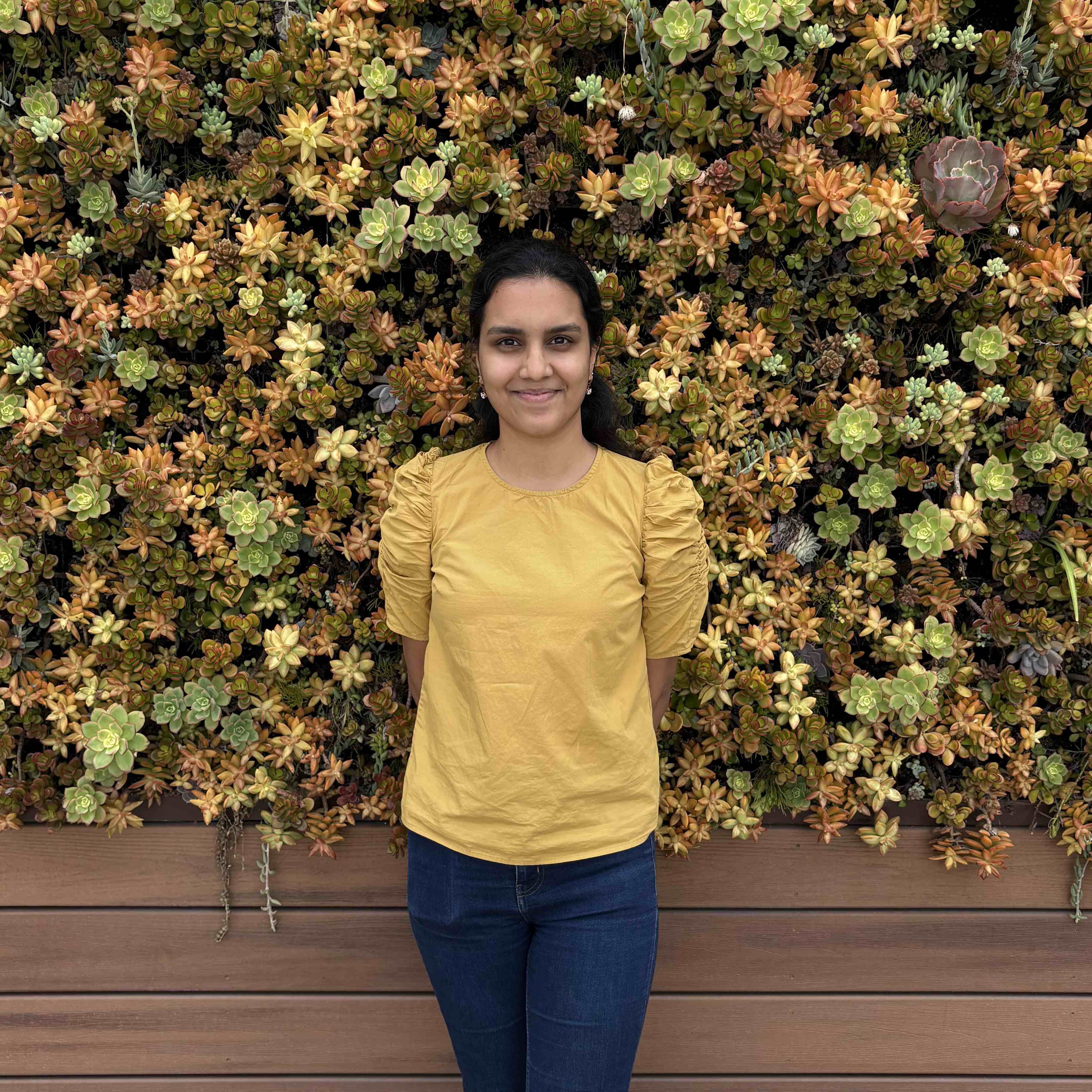 manasi headshot
